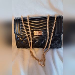 NWOT CROSSBODY WAFFLE BAG